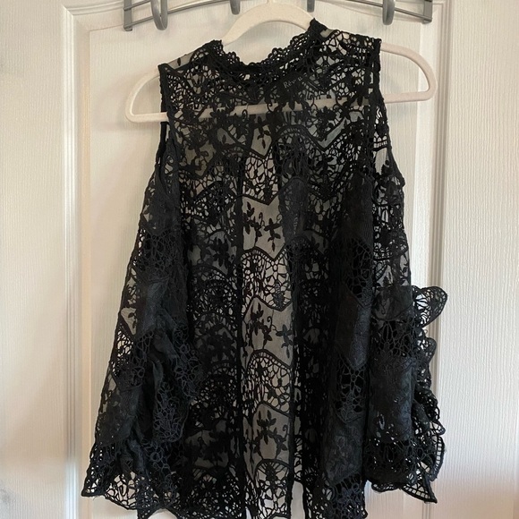 REVEUSE WOVEN TOP Black Bell SLEEVE womens large cold shoulder crochet - Picture 12 of 16